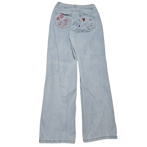 Shein Jeans Womens Size 4 Boot Cut High Rise LIght Wash Denim Lip Print Hearts - Picture 2 of 6
